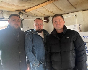 «Зелёные» передали 650 ампул препарата от эктопаразитов и 600 упаковок мази в муниципальный приют Твери