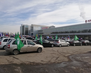 «Зелёные» в Чебоксарах провели автопробег в поддержку спецоперации на Украине